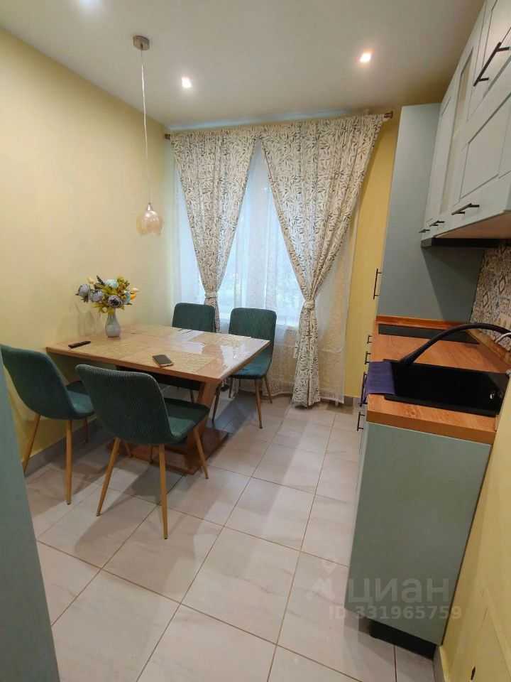 3-комнатная квартира, 65 м² — фотография 3