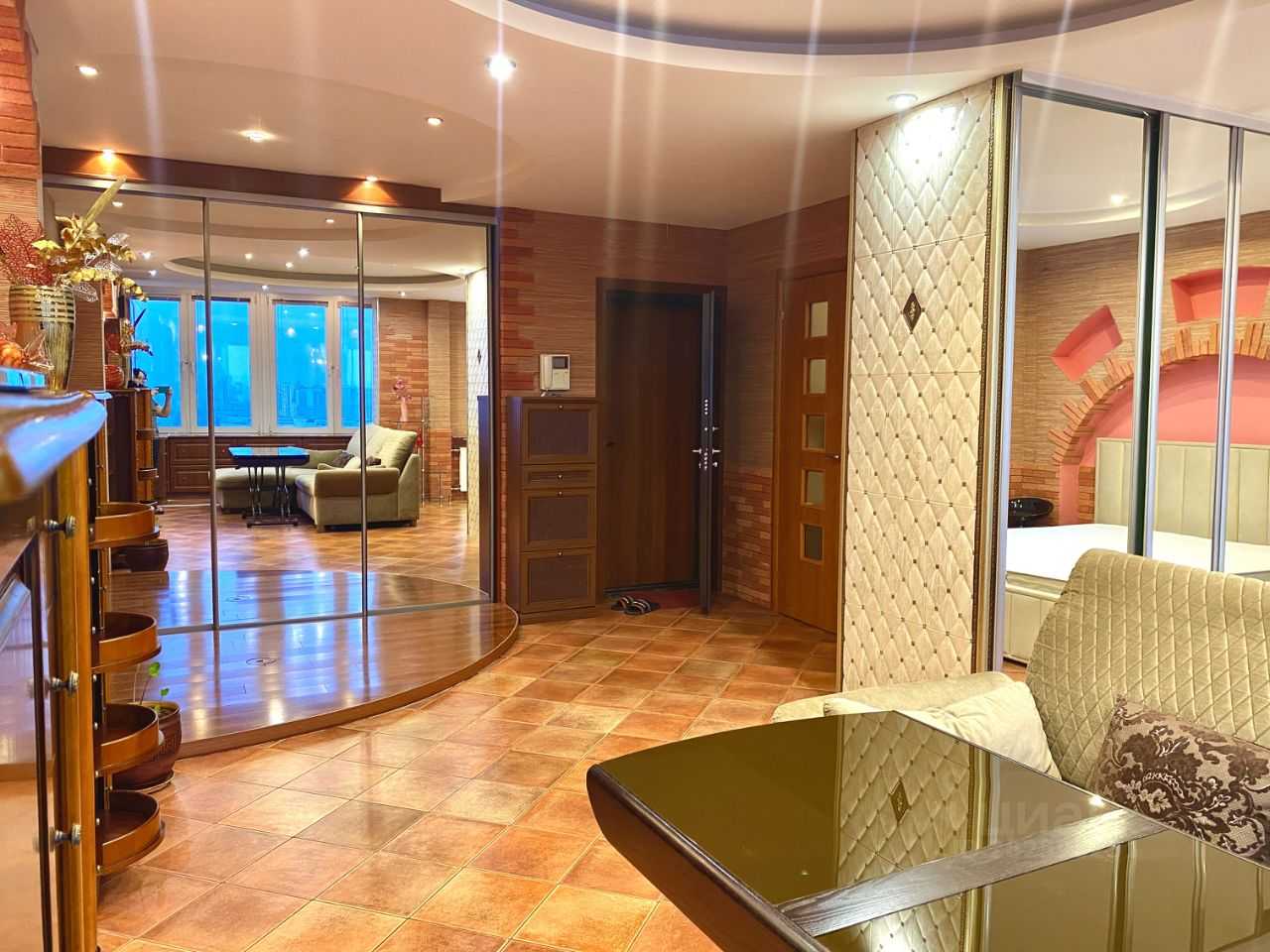 1-комнатная квартира, 50 м² — фотография 2