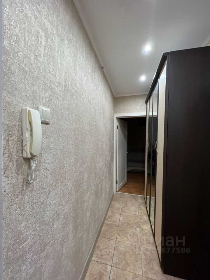 2-комнатная квартира, 56 м² — фотография 2