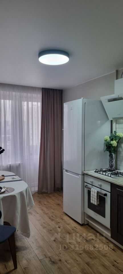 1-комнатная квартира, 35 м² — фотография 2