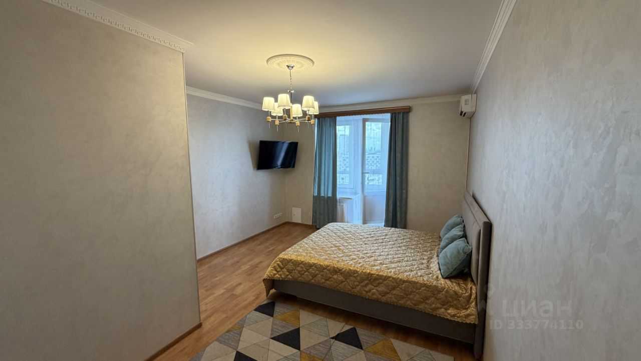 1-комнатная квартира, 50 м² — фотография 2