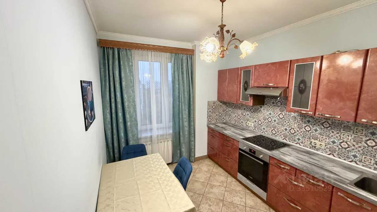 1-комнатная квартира, 50 м² — фотография 2