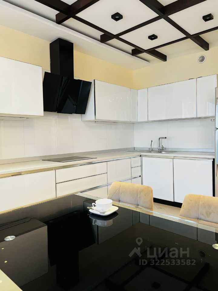 4-комнатная квартира, 95 м² — фотография 2