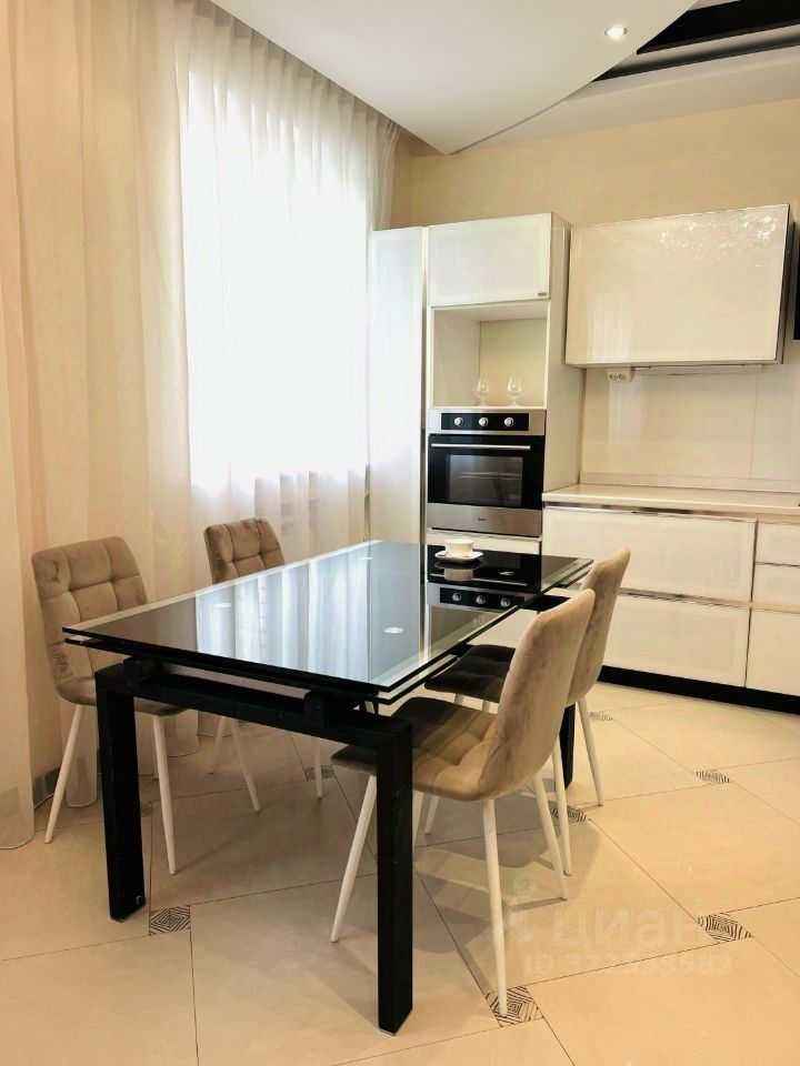 4-комнатная квартира, 95 м²