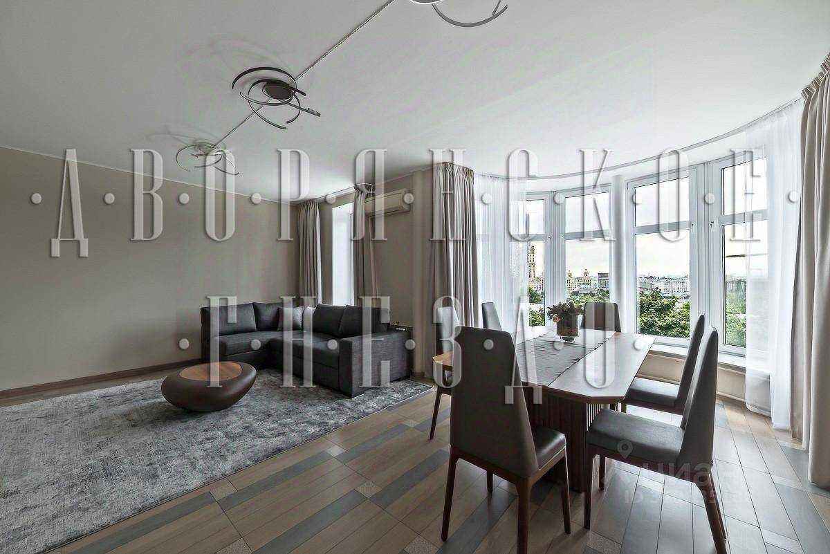 4-комнатная квартира, 157 м² — фотография 3