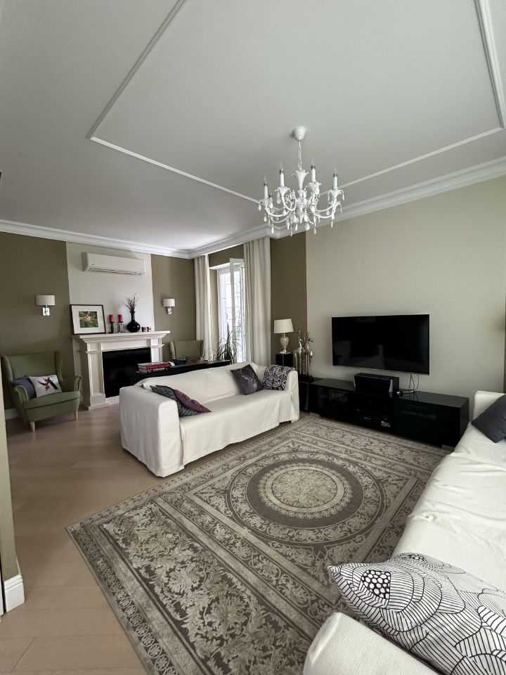 5-комнатная квартира, 150 м²