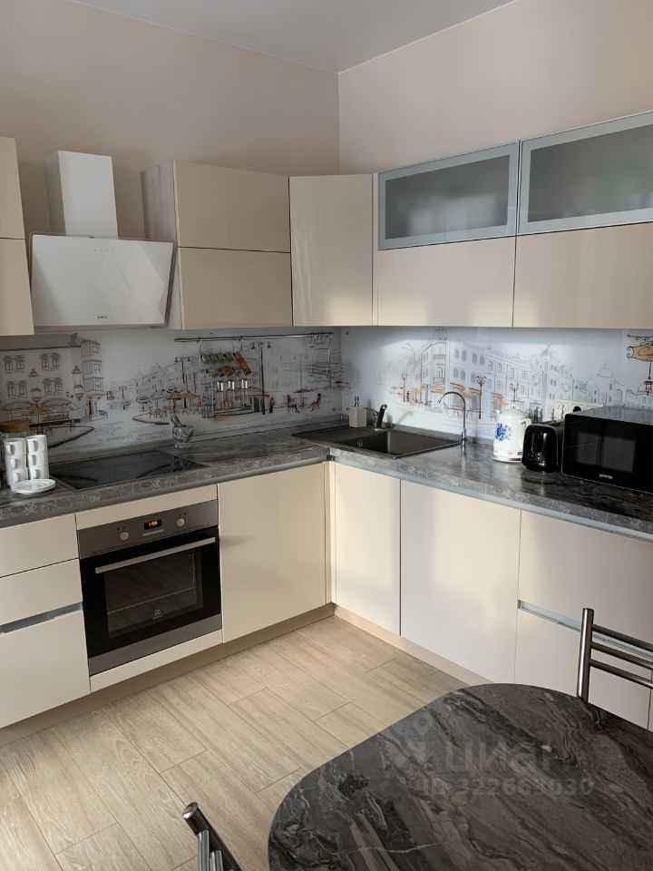 2-комнатная квартира, 74 м² — фотография 2