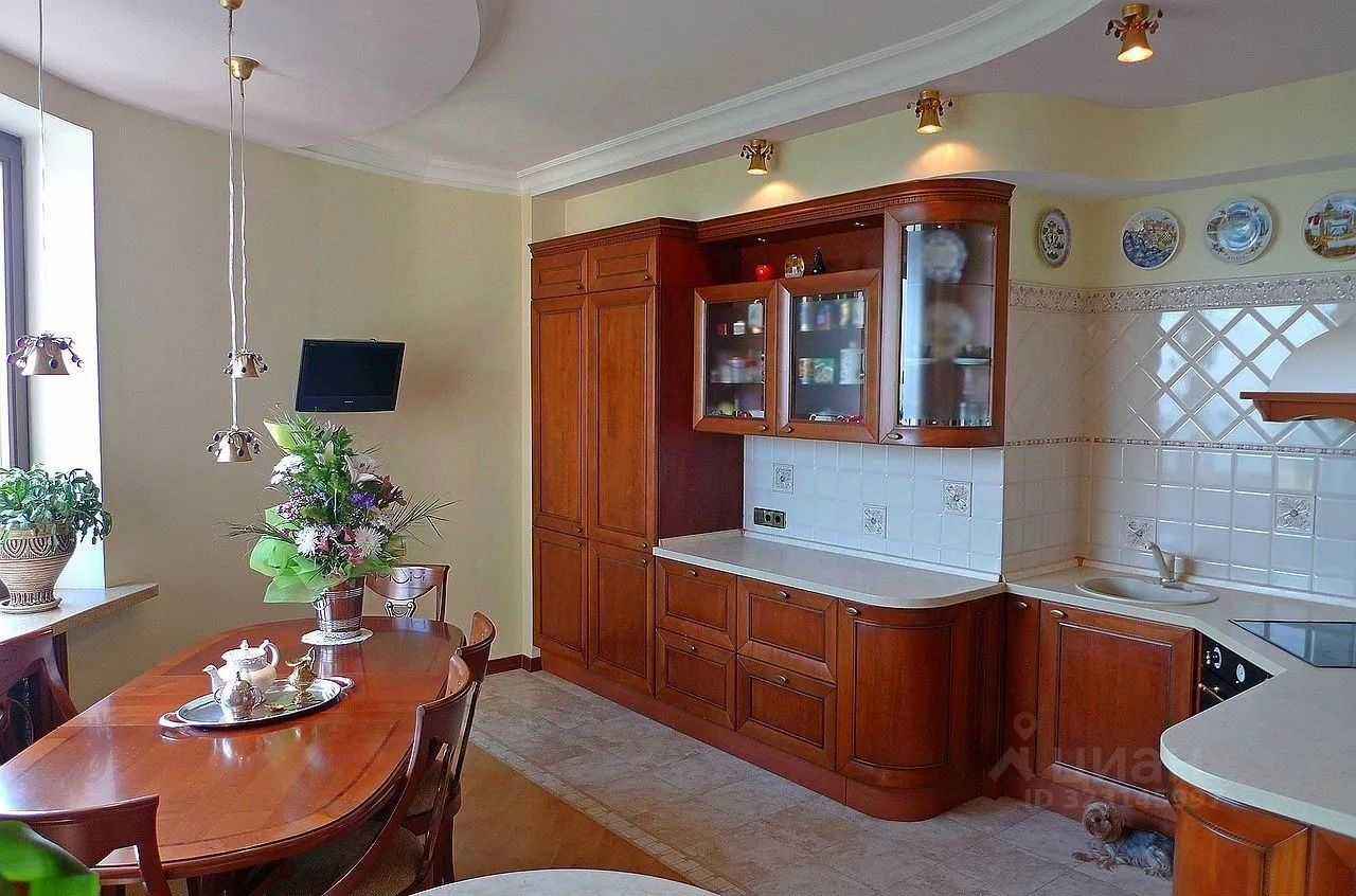 3-комнатная квартира, 130 м²