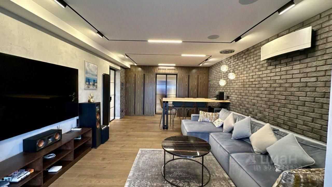 4-комнатная квартира, 160 м² — фотография 2
