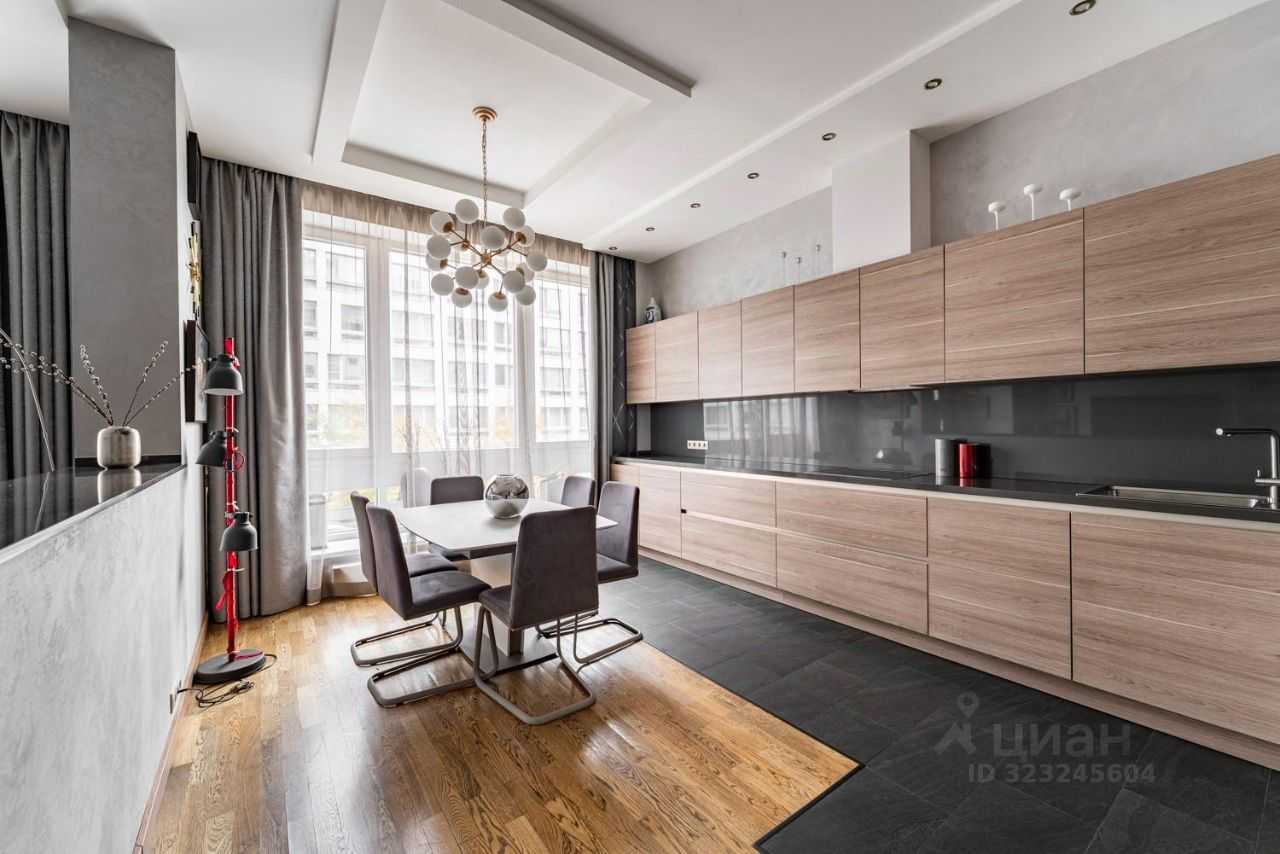 3-комнатная квартира, 140 м²