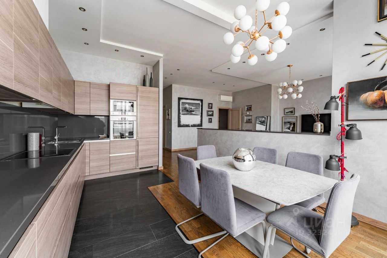 3-комнатная квартира, 140 м² — фотография 2
