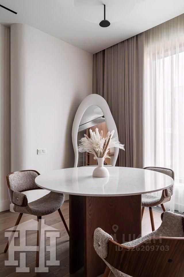 3-комнатная квартира, 90 м² — фотография 2
