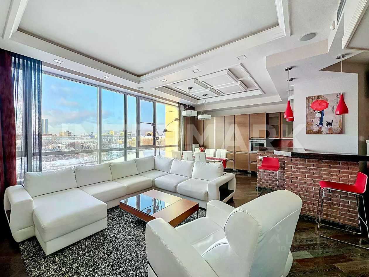 3-комнатная квартира, 135 м²