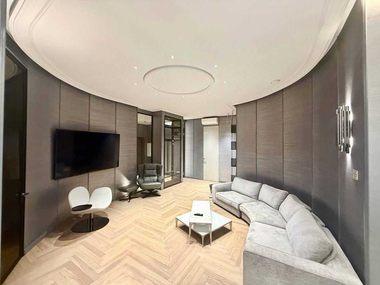 4-комнатная квартира, 129,8 м² — фотография 2