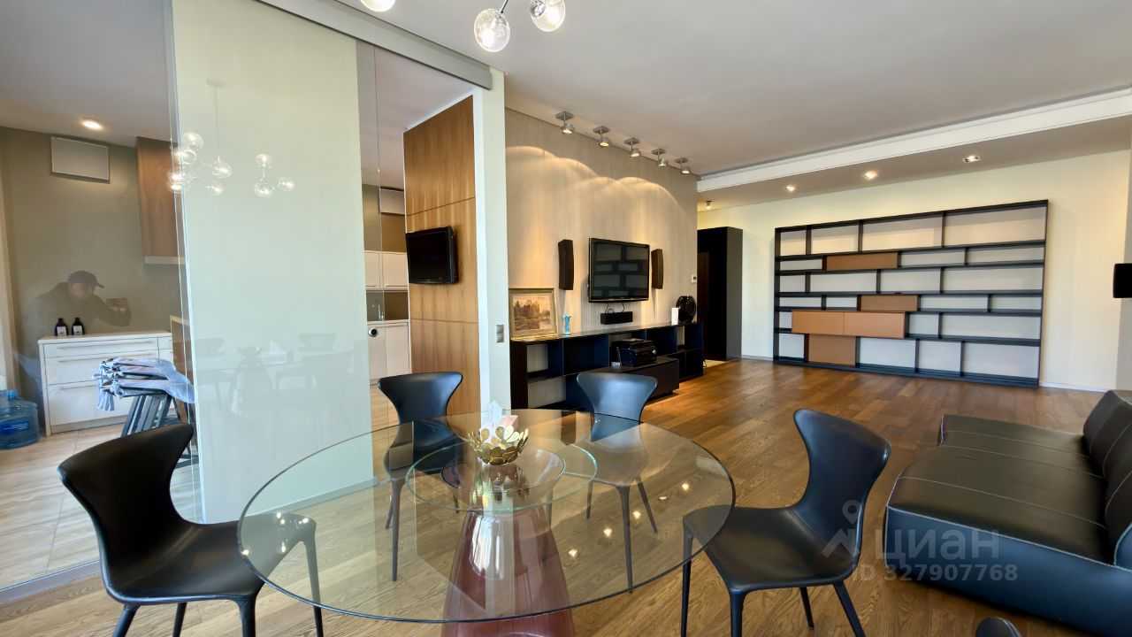3-комнатная квартира, 140 м² — фотография 3
