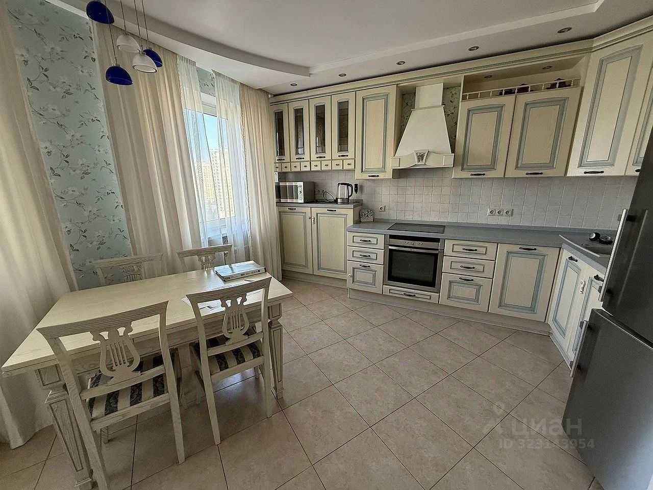2-комнатная квартира, 70 м² — фотография 3