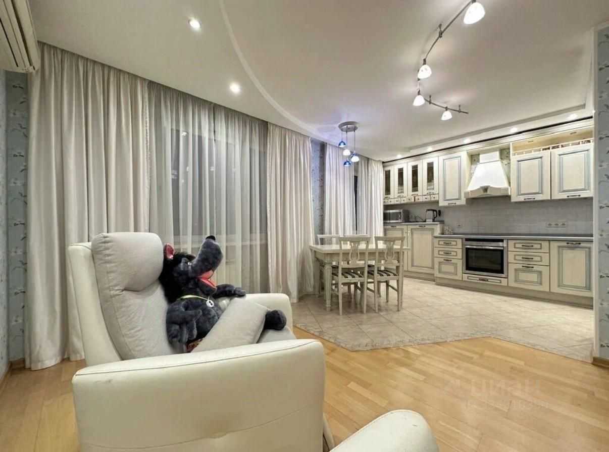 2-комнатная квартира, 70 м² — фотография 2