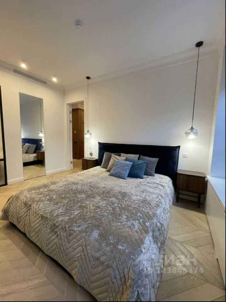 2-комнатная квартира, 67 м² — фотография 2