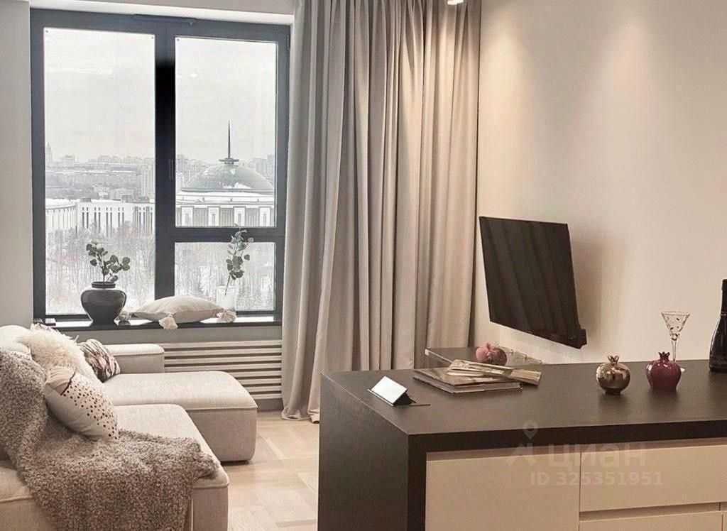2-комнатная квартира, 55 м² — фотография 2