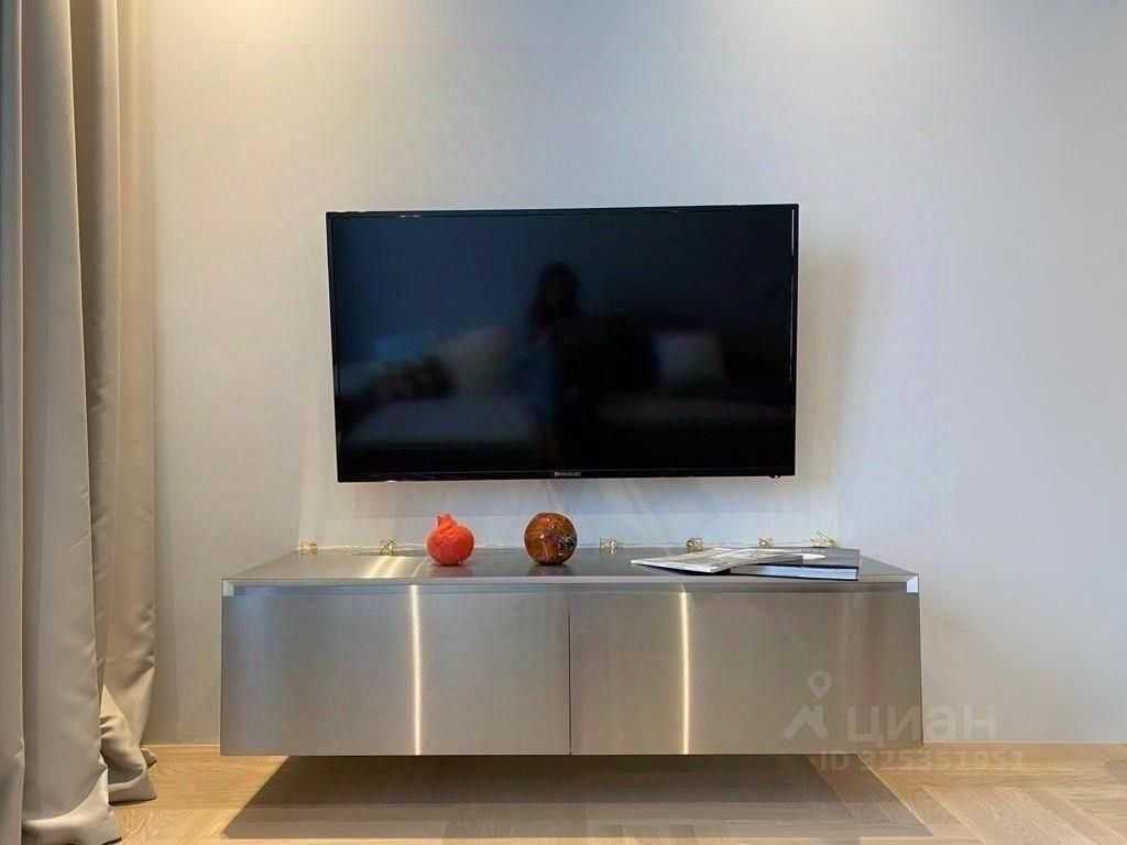 2-комнатная квартира, 55 м² — фотография 3