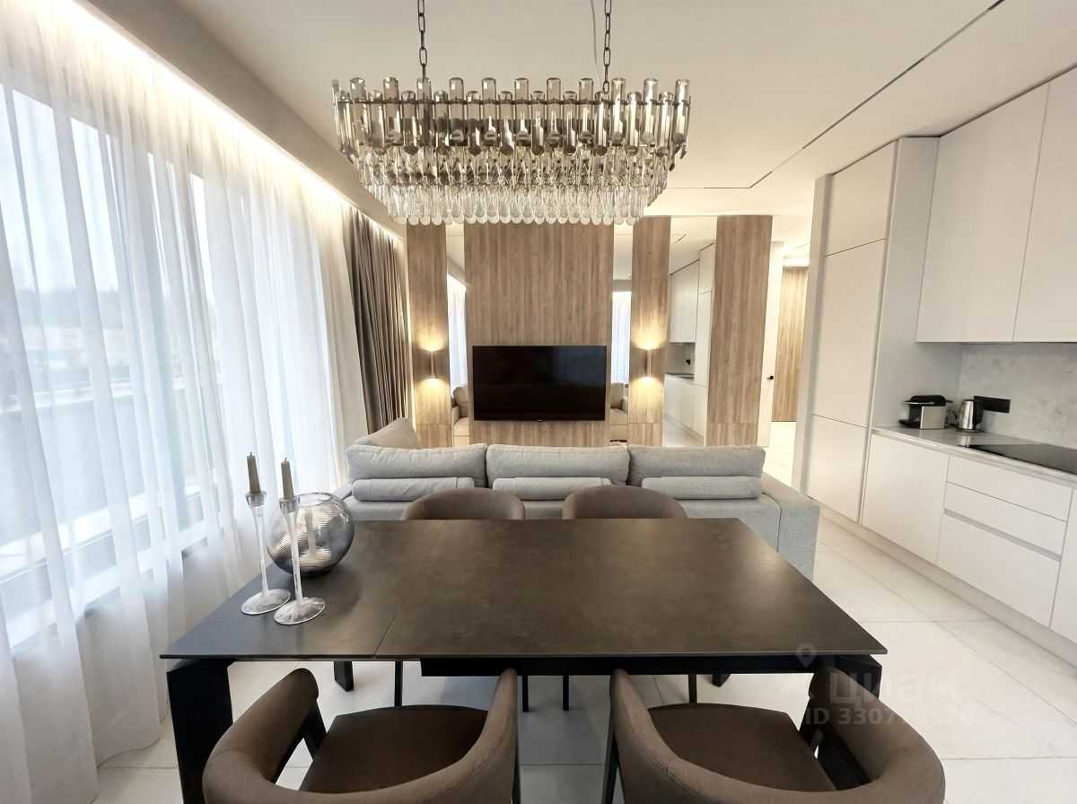 2-комнатная квартира, 67 м² — фотография 2
