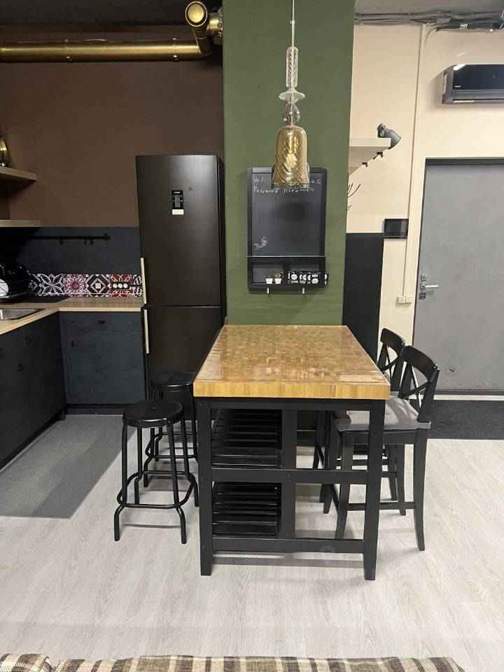 1-комнатная квартира, 65 м² — фотография 2