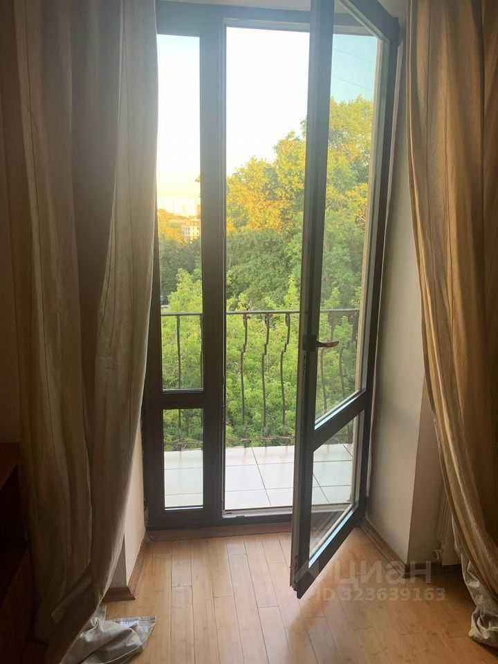 2-комнатная квартира, 66 м² — фотография 3