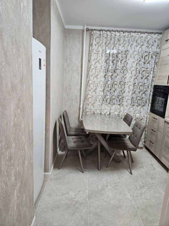 2-комнатная квартира, 55 м² — фотография 3