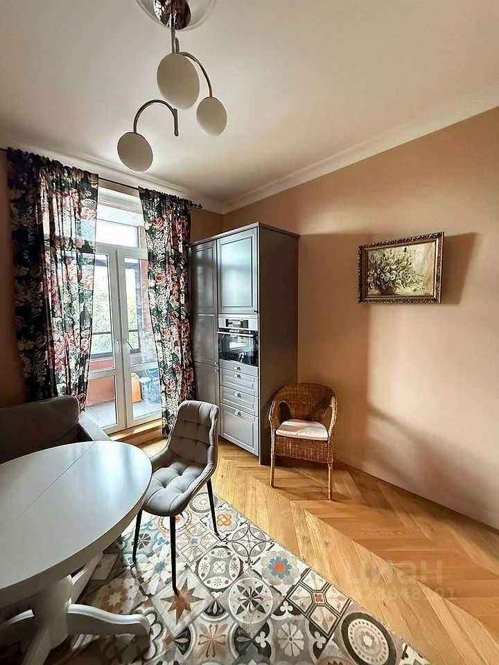 1-комнатная квартира, 47 м² — фотография 3