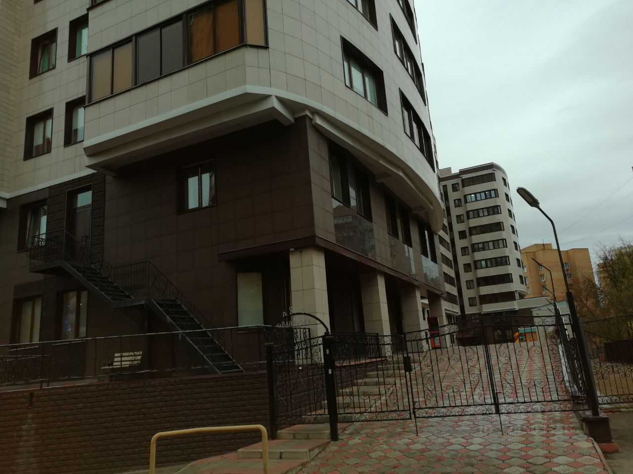 4-комнатная квартира, 127 м²