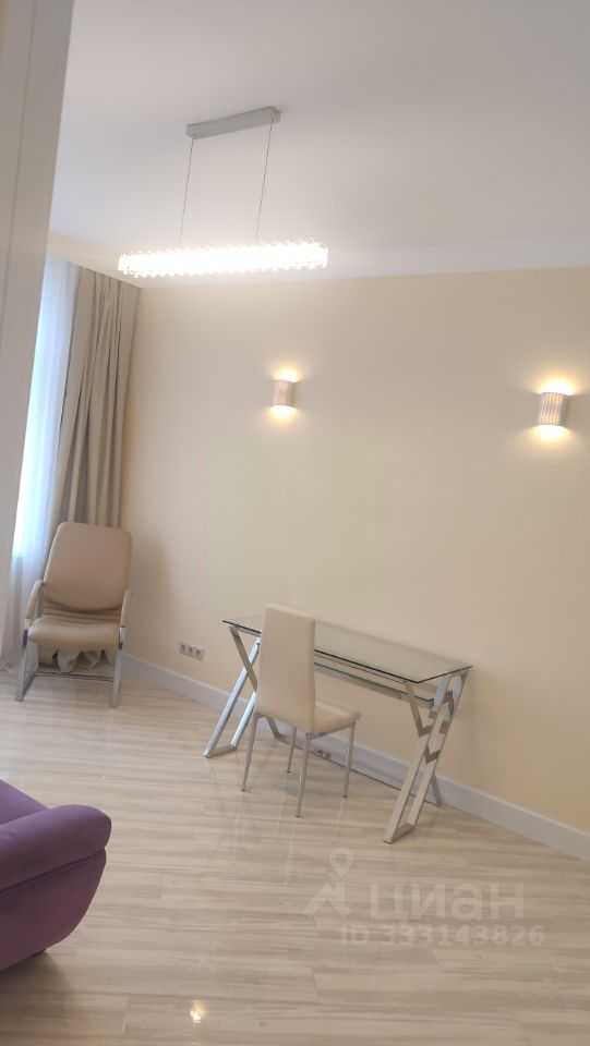 4-комнатная квартира, 105 м² — фотография 2