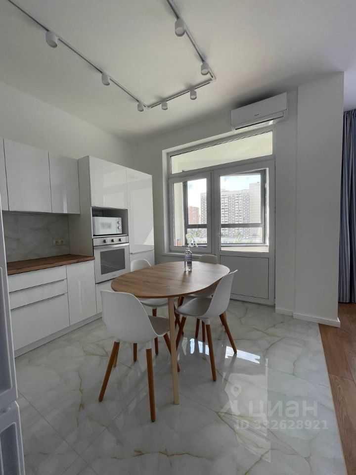 1-комнатная квартира, 37 м² — фотография 3