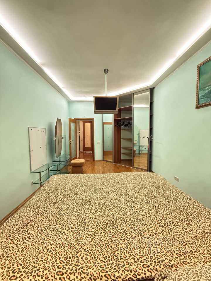 2-комнатная квартира, 85 м² — фотография 3