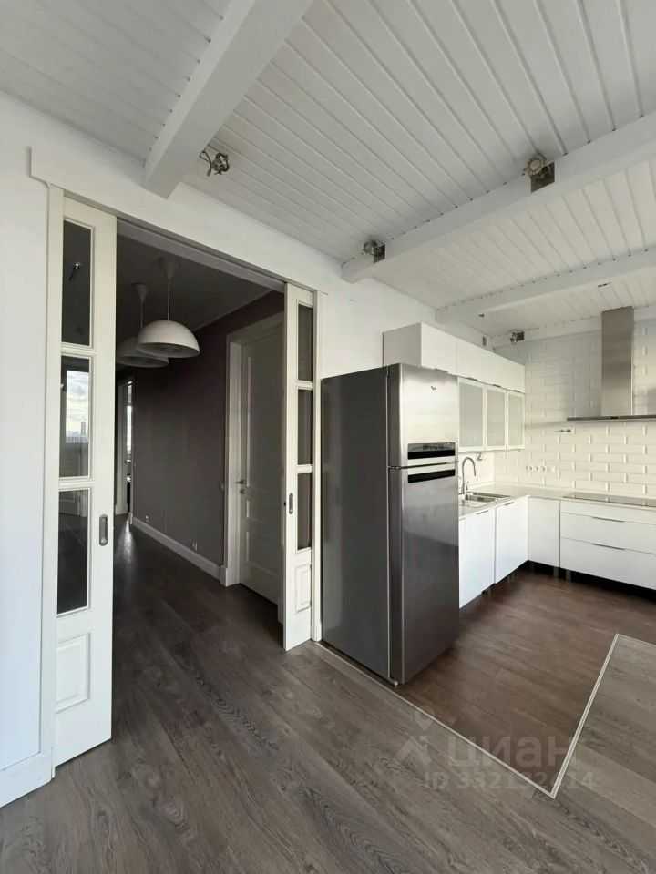 3-комнатная квартира, 110 м² — фотография 3