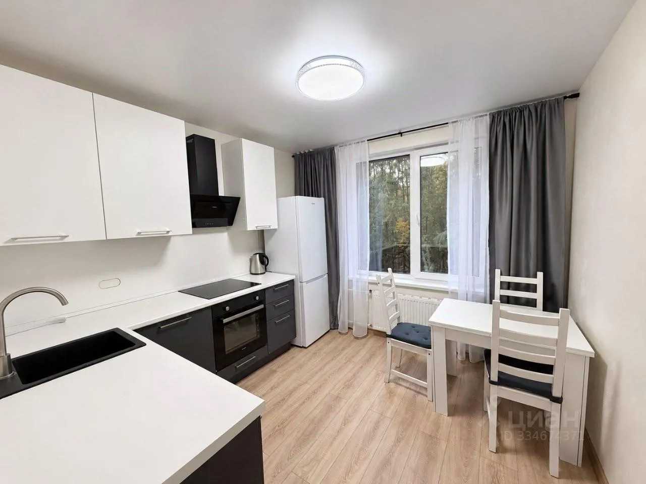 2-комнатная квартира, 54 м² — фотография 2