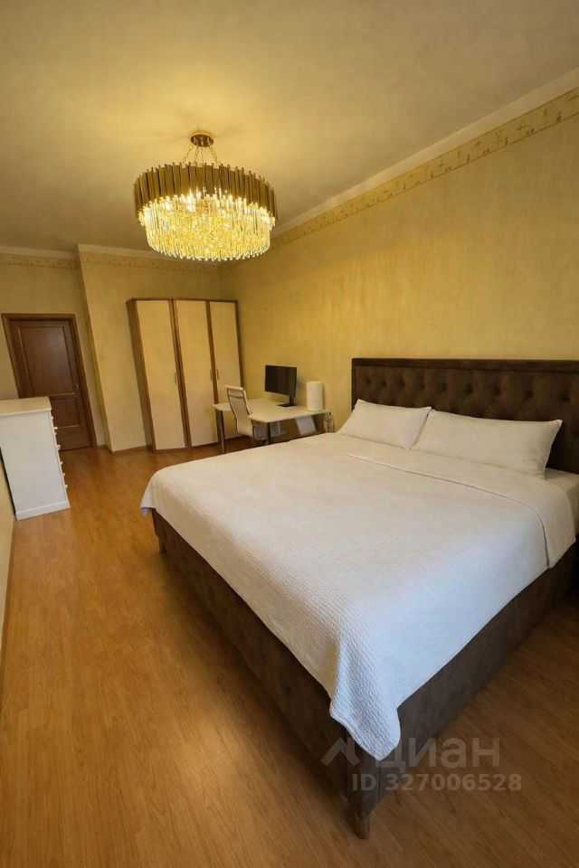 4-комнатная квартира, 141 м² — фотография 3