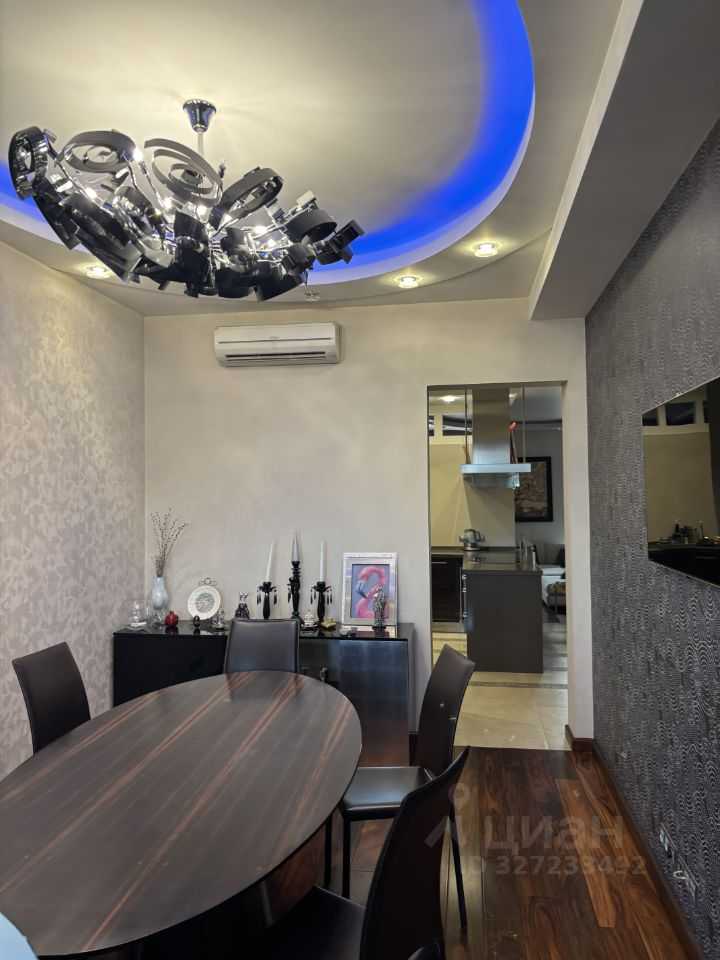 4-комнатная квартира, 168,2 м² — фотография 2