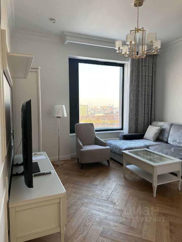 2-комнатная квартира, 78 м² — фотография 2