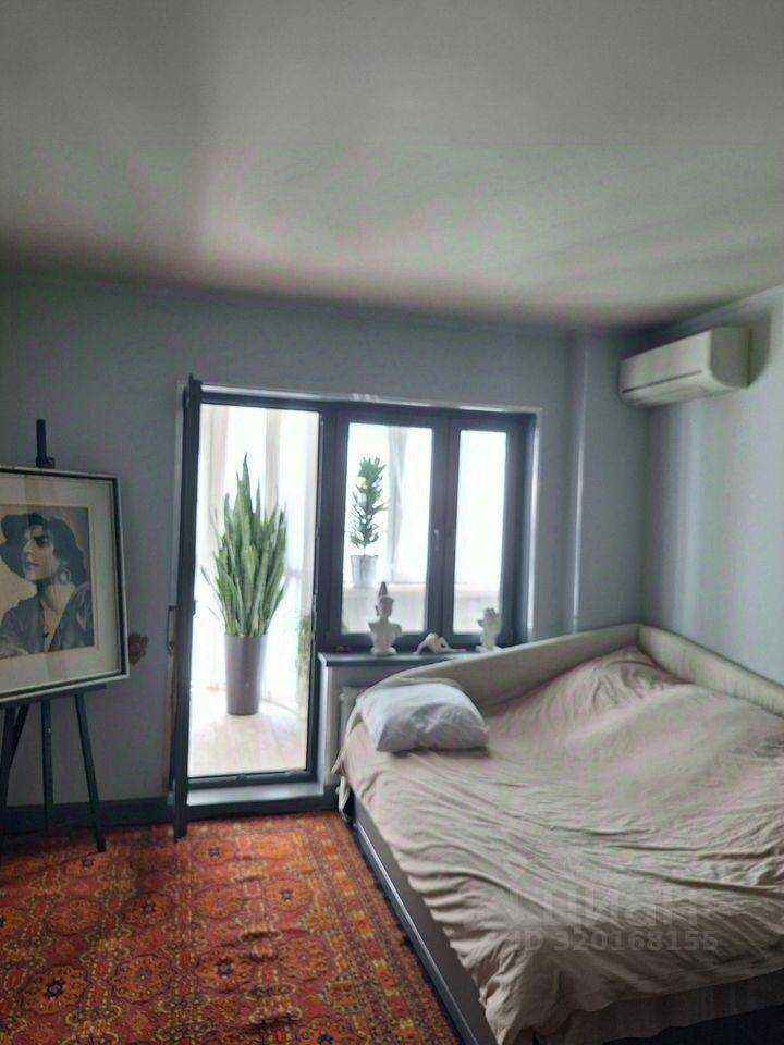 1-комнатная квартира, 52 м² — фотография 2