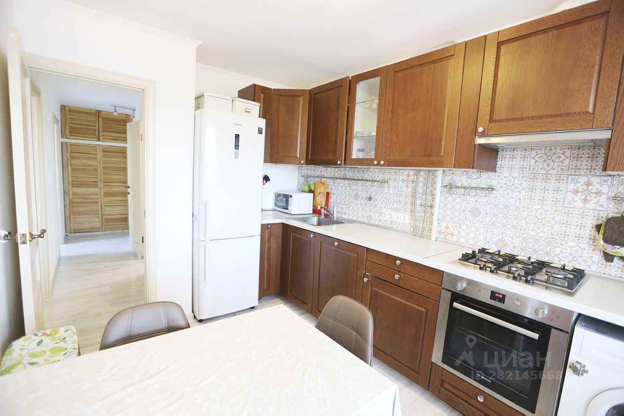3-комнатная квартира, 69 м² — фотография 3