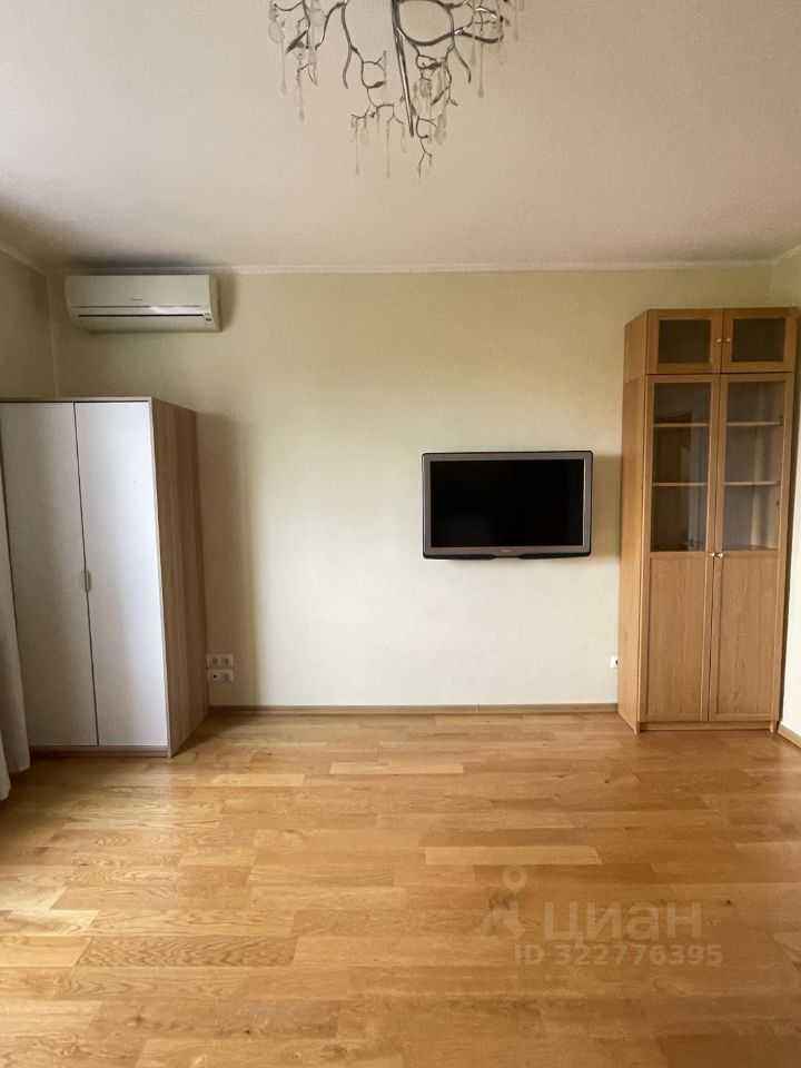 2-комнатная квартира, 61 м² — фотография 3