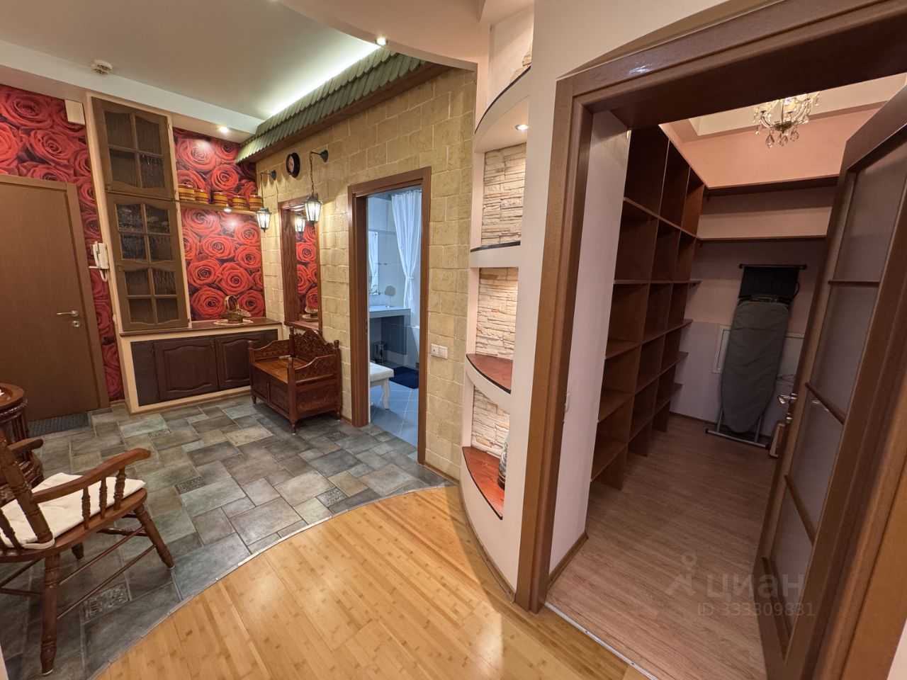 2-комнатная квартира, 81 м² — фотография 3