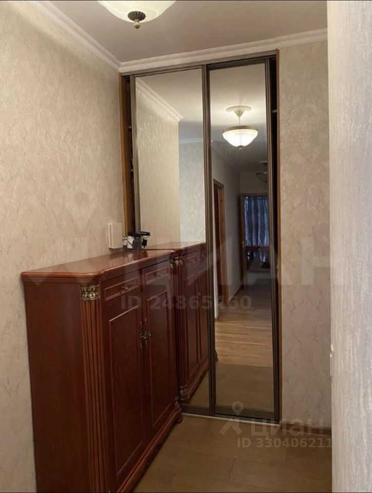 2-комнатная квартира, 56 м² — фотография 3