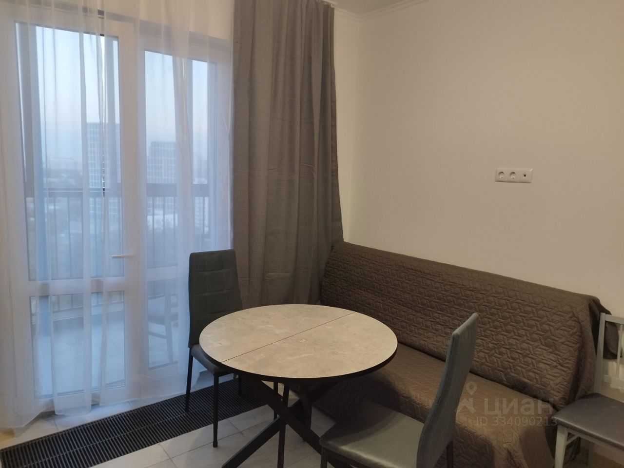 1-комнатная квартира, 42 м² — фотография 2