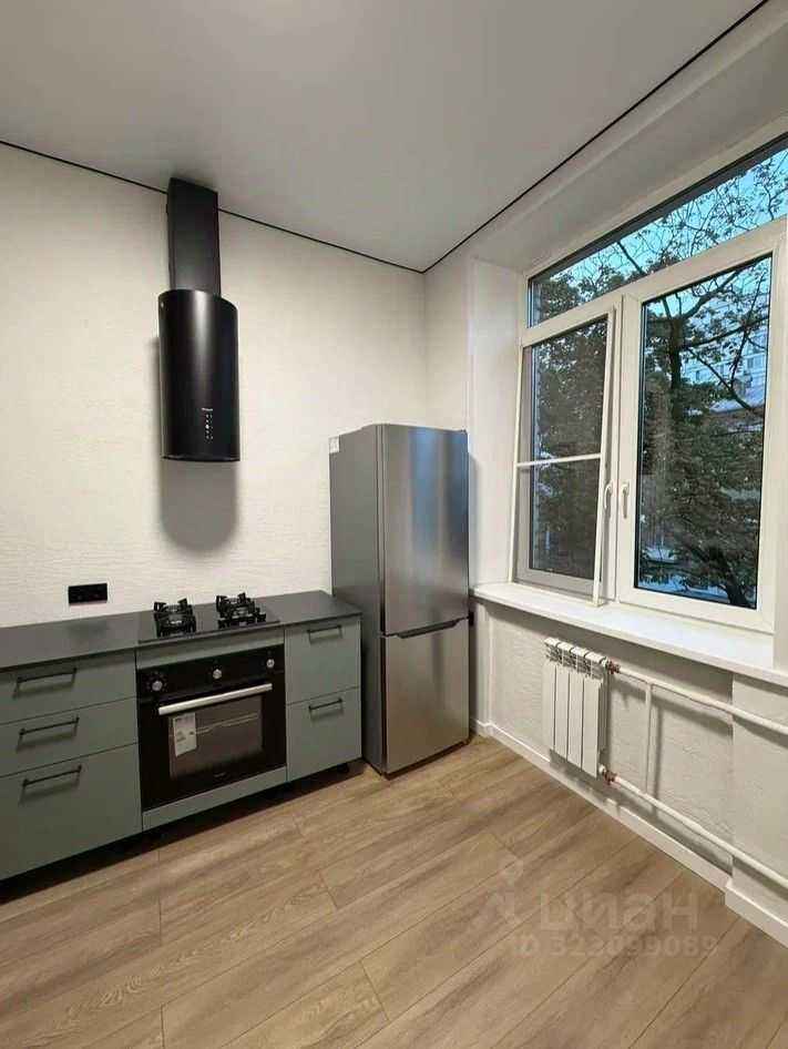 4-комнатная квартира, 77 м² — фотография 2