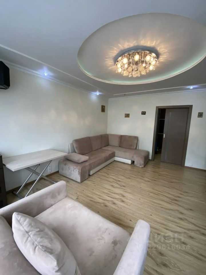 2-комнатная квартира, 63 м² — фотография 3