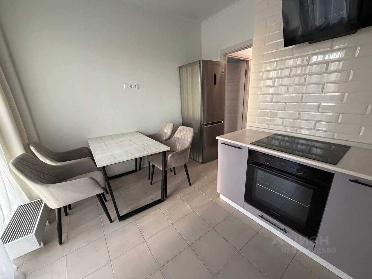 1-комнатная квартира, 38 м² — фотография 2