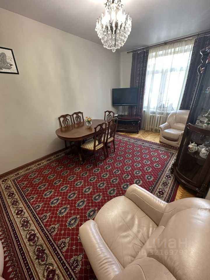 3-комнатная квартира, 90 м² — фотография 3