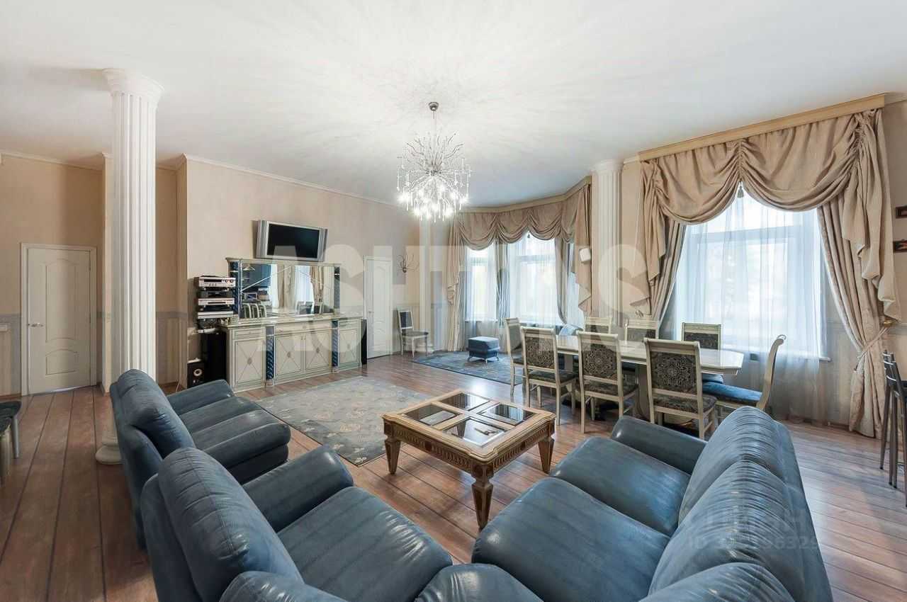5-комнатная квартира, 165 м²