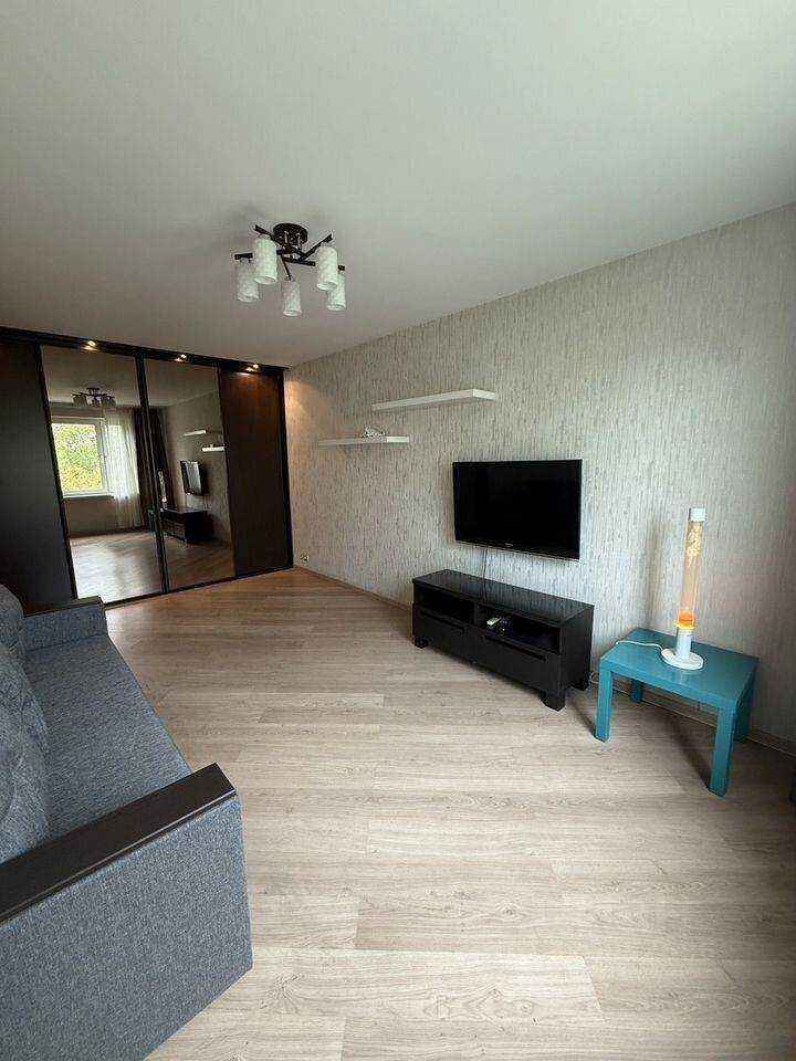 1-комнатная квартира, 38 м² — фотография 2
